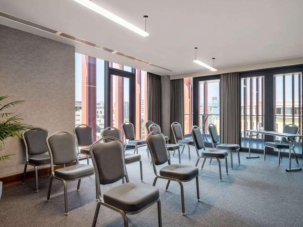 Tbilisi Philharmonia Apartment Съоръжения снимка